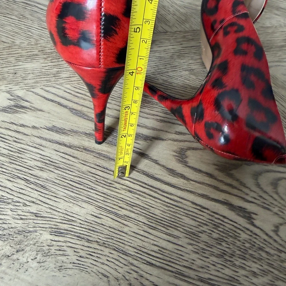 Vince Camuto Leopard Stiletto Patent Treesha Red Black Pointed Toe Size 8.5 M 39